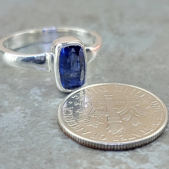 Native Blue Sapphire Gemstone Ring Size 7 Sterling Silver 925 Women Boho Jewelry - Picture 2 of 4